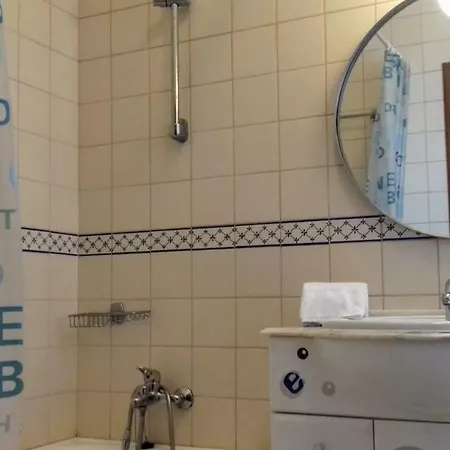 Prázdninový dům T2 Super Espacoso Em - Wi-fi E Ac Alvor